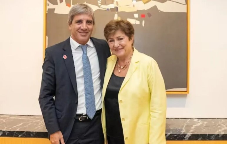 El FMI anunció un nuevo acuerdo por la tercera revisión del programa con Argentina