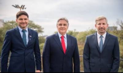 Frigerio, Pullaro y Llaryora abren las XI Jornadas de Desarrollo Productivo de la Región Centro en Paraná.