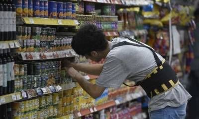 Se firmó la revisión paritaria mercantil